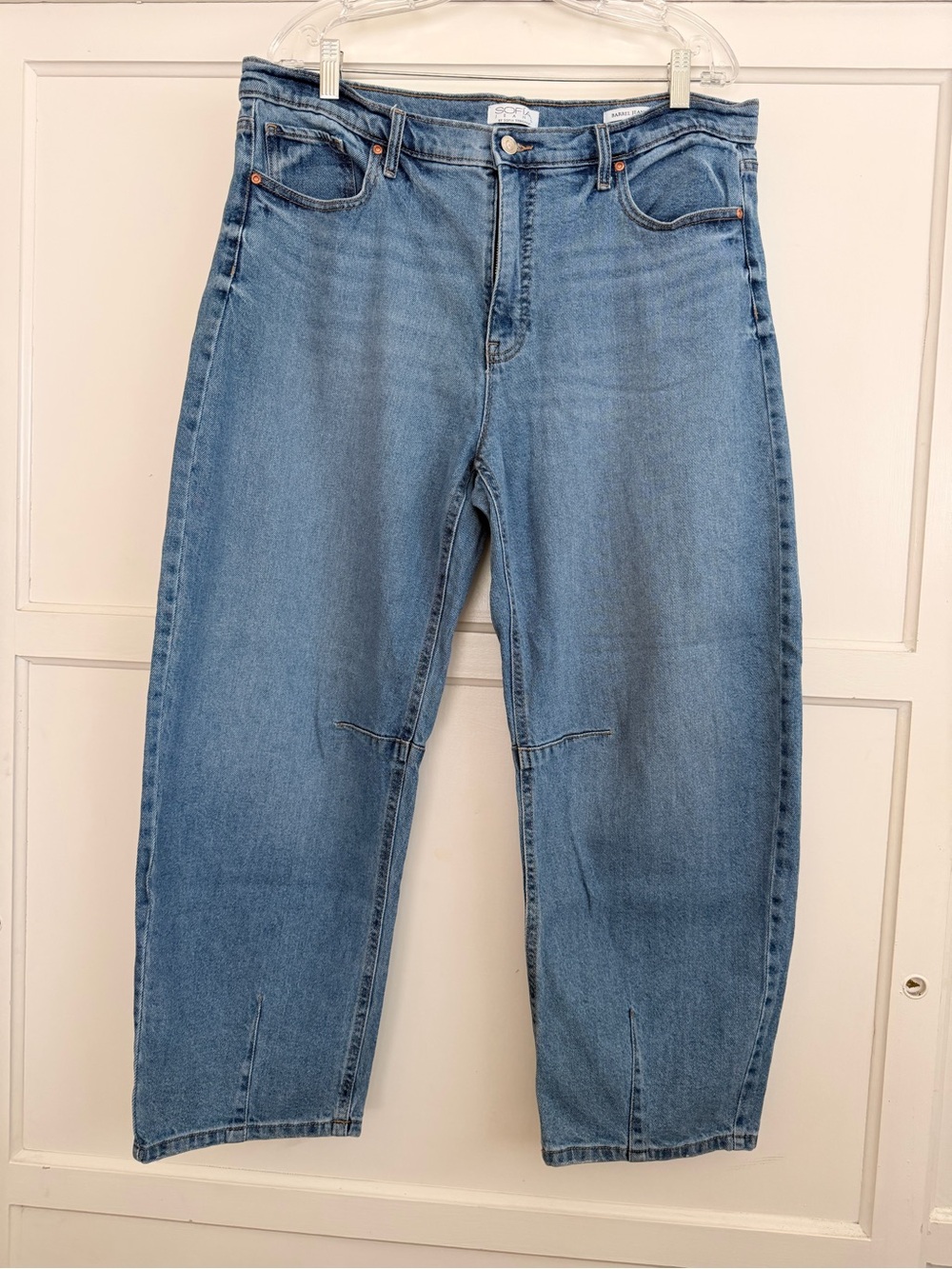 Classic Barrel Jeans